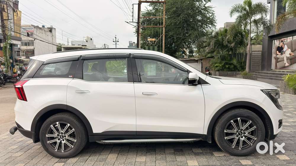 Mahindra Xuv700 2.2 Ax 7 Diesel Mt Luxury Pack Str, 2025, Diesel