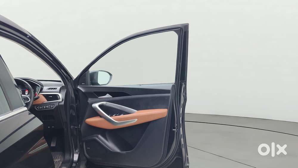 Mg Hector Plus 1.5 Sharp Dct, 2021, Petrol