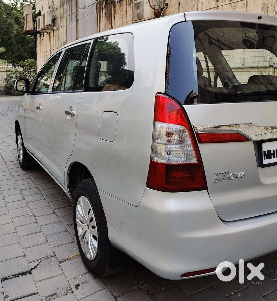 Toyota Innova 2.5 G (diesel) 7 Seater Bs Iv, 2016, Diesel