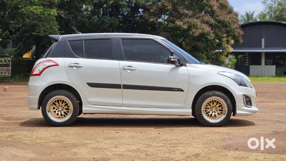 Maruti Suzuki Swift Vxi Optional, 2017, Petrol