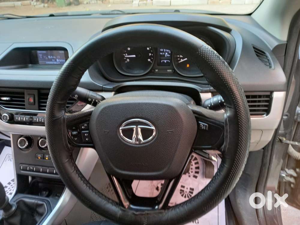 Tata Nexon 1.5 Revotorq Xm (s), 2018, Diesel