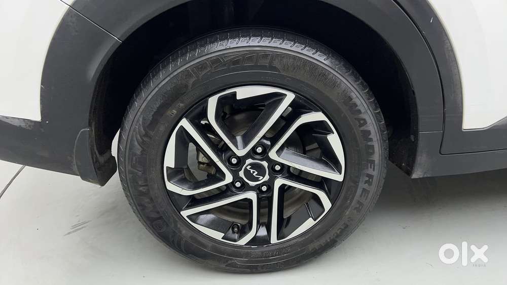 Kia Carens Prestige 1.5 Turbo Petrol Imt 7 Str, 2023, Petrol