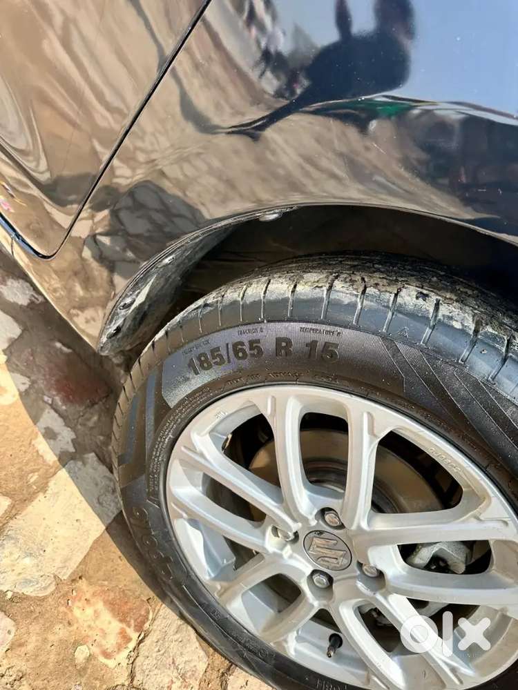 Top Zxi Condition 39200 Km Chali Hai 1 Hath Se Gadi Use Hui Hai