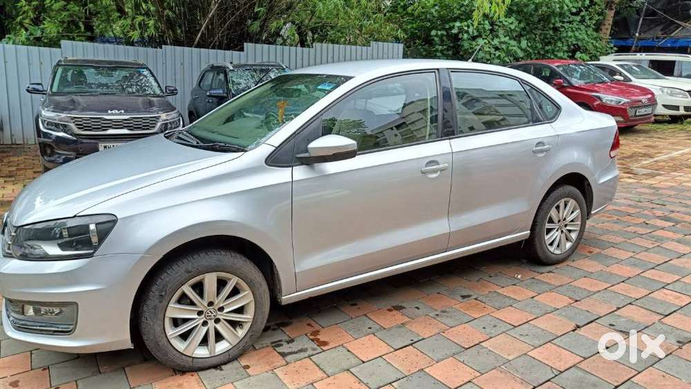 Volkswagen Vento 1.2 Tsi Highline Plus At, 2016, Petrol