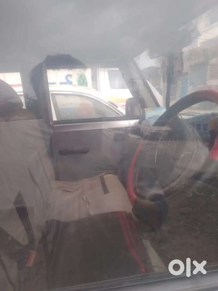 Mahindra Bolero 2012