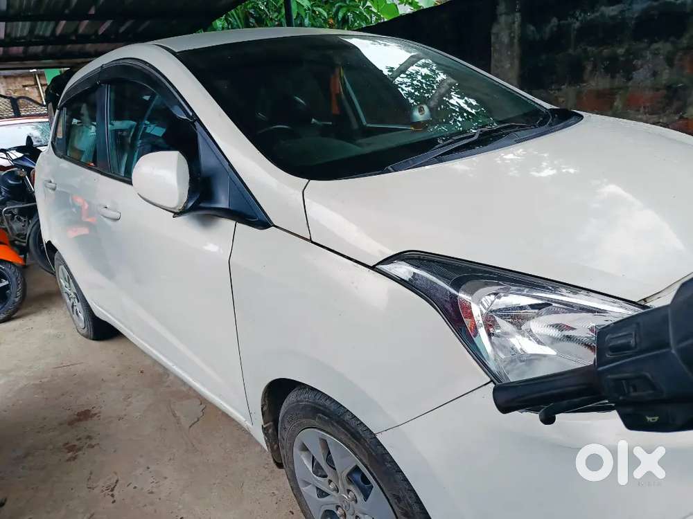 Hyundai Xcent 2017 Petrol 35000 Km Driven