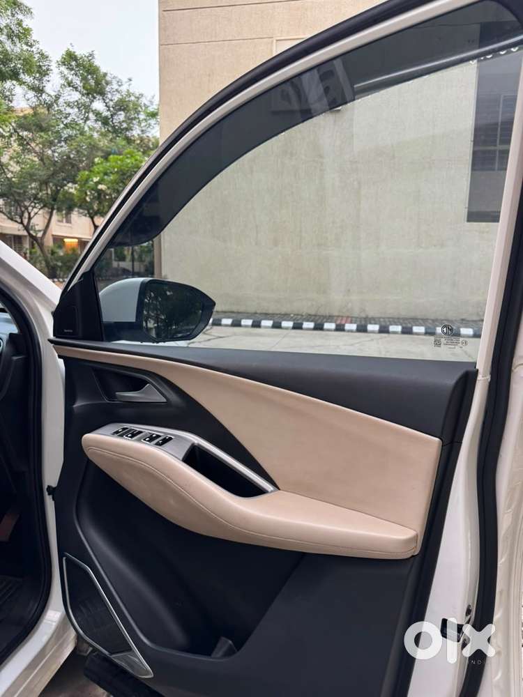 Mg Hector Sharp Pro 1.5 Turbo Cvt, 2023, Petrol