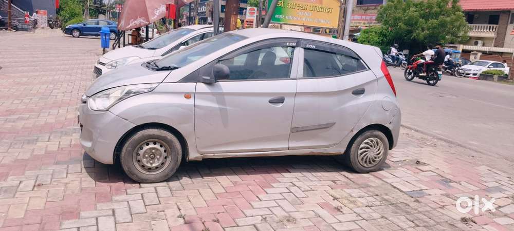 Hyundai Eon Era +, 2017, Petrol