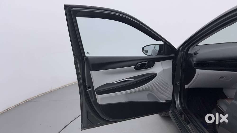 Hyundai New I20 1.2 Asta (o) Mt, 2023, Petrol
