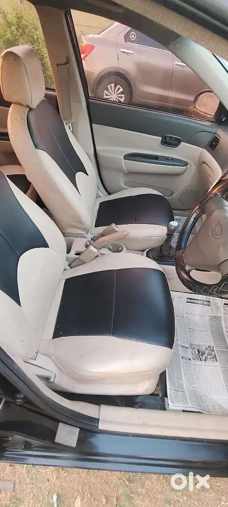 Hyundai Verna 2007 Diesel 180000 Km Driven