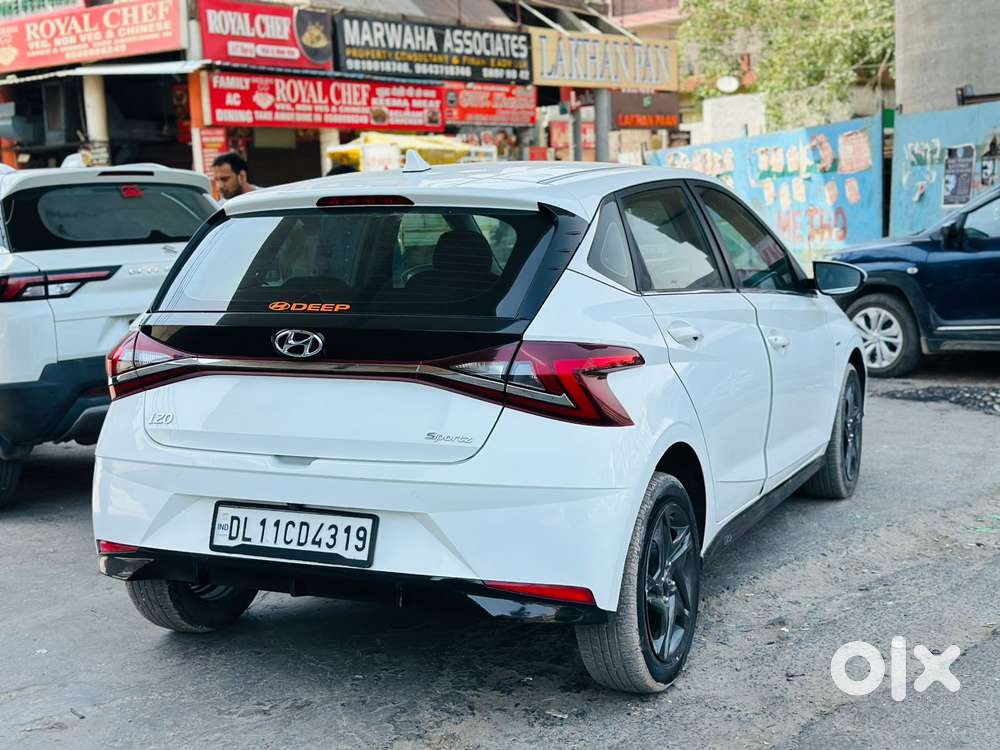 Hyundai New I20 1.2 Sportz Ivt, 2022, Petrol