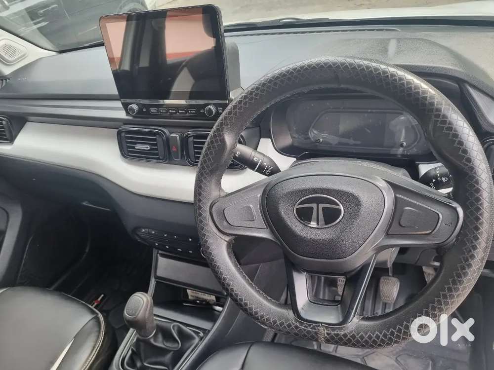 Tata Punch 2025 Cng & Hybrids 24500 Km Driven