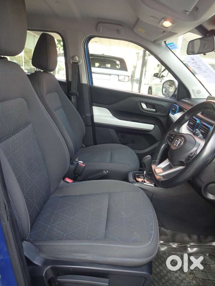 Tata Punch 1.2 Revotron Creative Amt Dual Tone, 2021, Petrol