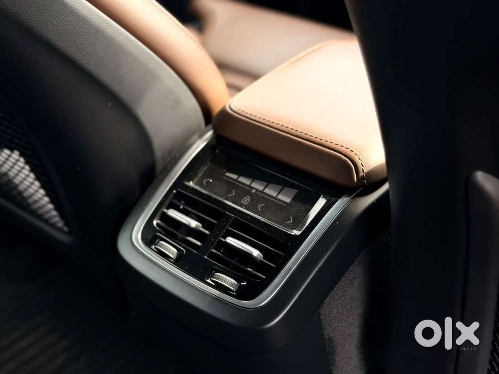 Volvo Xc60 D5 Awd Automatic, 2021, Diesel