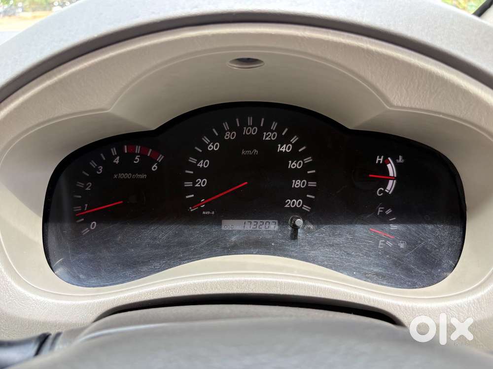Toyota Innova 2.5 Vx 8 Str Bs-iii, 2009, Diesel