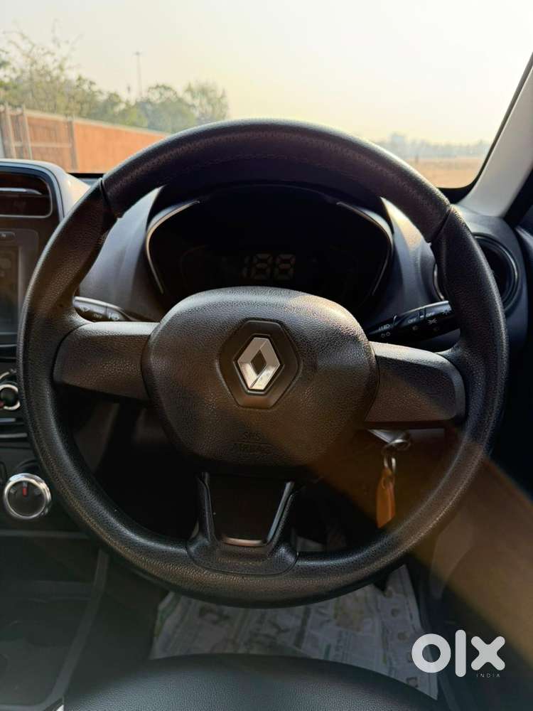 Renault Kwid 1.0 Rxt (o) Easy-r, 2019, Petrol