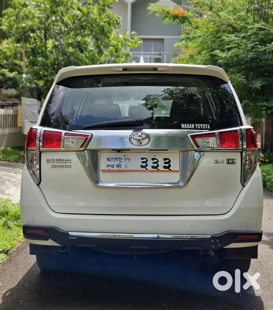 इनोवा क्रिस्टा