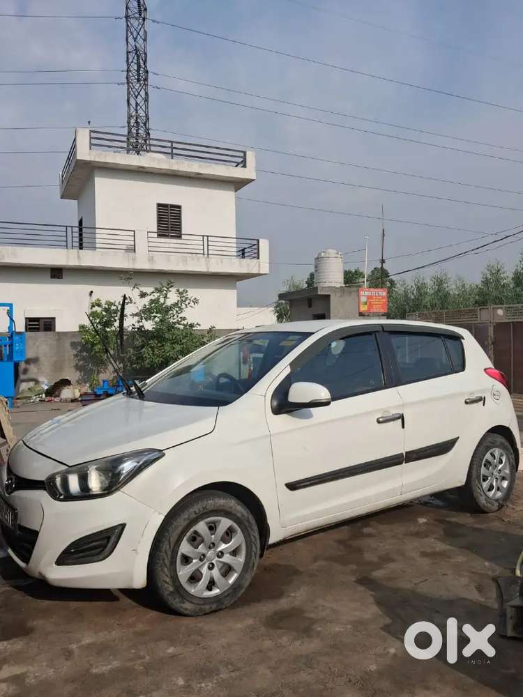 Hyundai Elite I20 2014 Diesel 100000 Km Driven