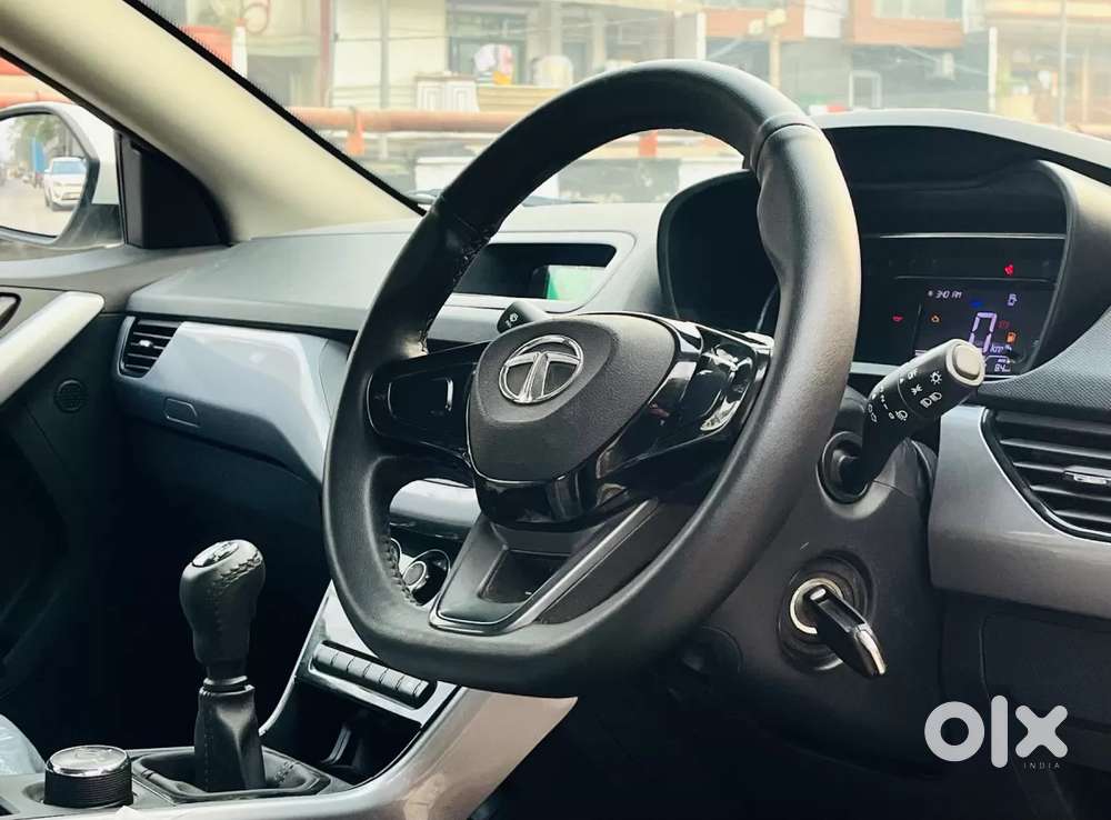 Tata Nexon 1.5 Revotorq Xm, 2021, Diesel