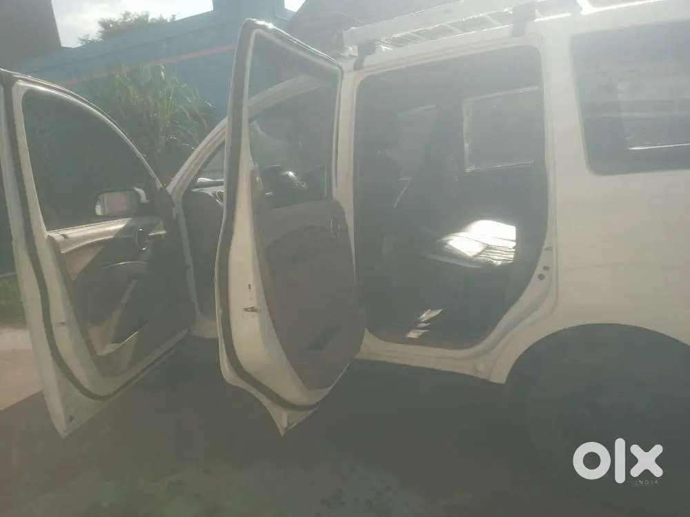 Mahindra Xylo 2.5 E8 2010