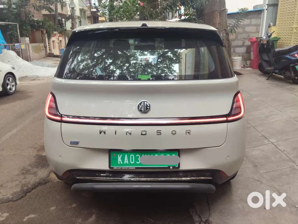 Mg Windsor Ev 2025 For 18 Lakh Rupees Only