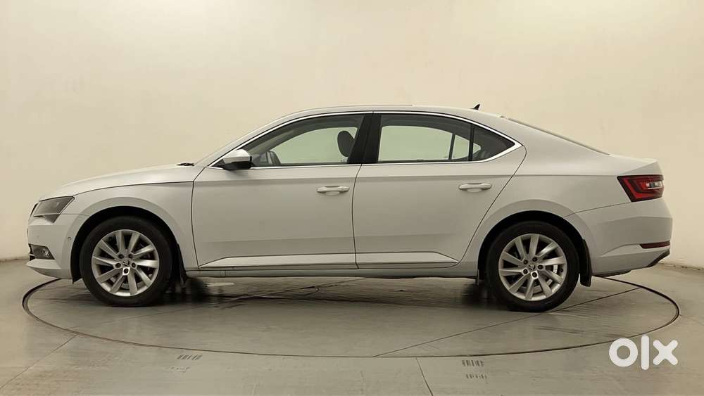 Skoda Superb 2.0 L&k Tsi At, 2019, Petrol