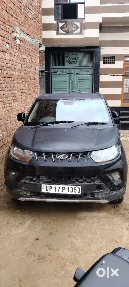 Mahindra Kuv 100 2018