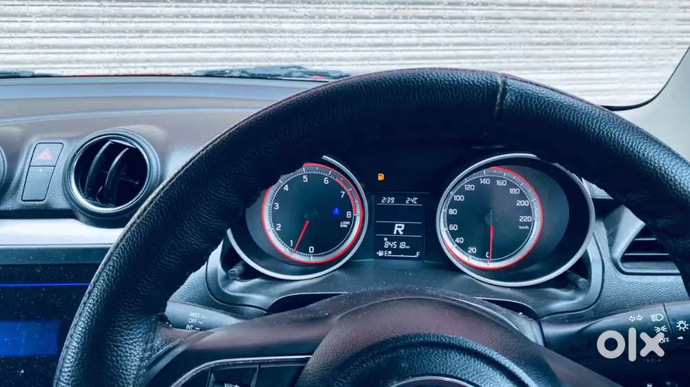 Swift 2022 Vxi Petrol Automatic
