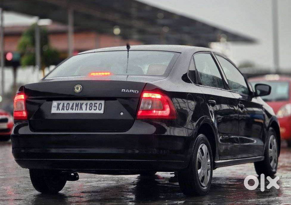 Skoda Rapid, 2012, Petrol