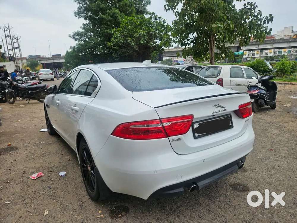 Jaguar Xe Portfolio For Sale – Premium Luxury Sedan