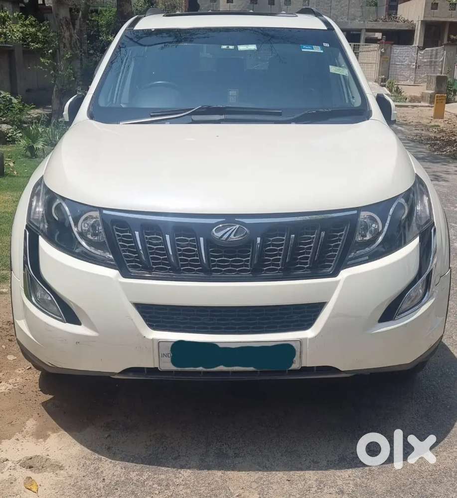 Mahindra Xuv500 2017 Diesel 105000 Km Driven