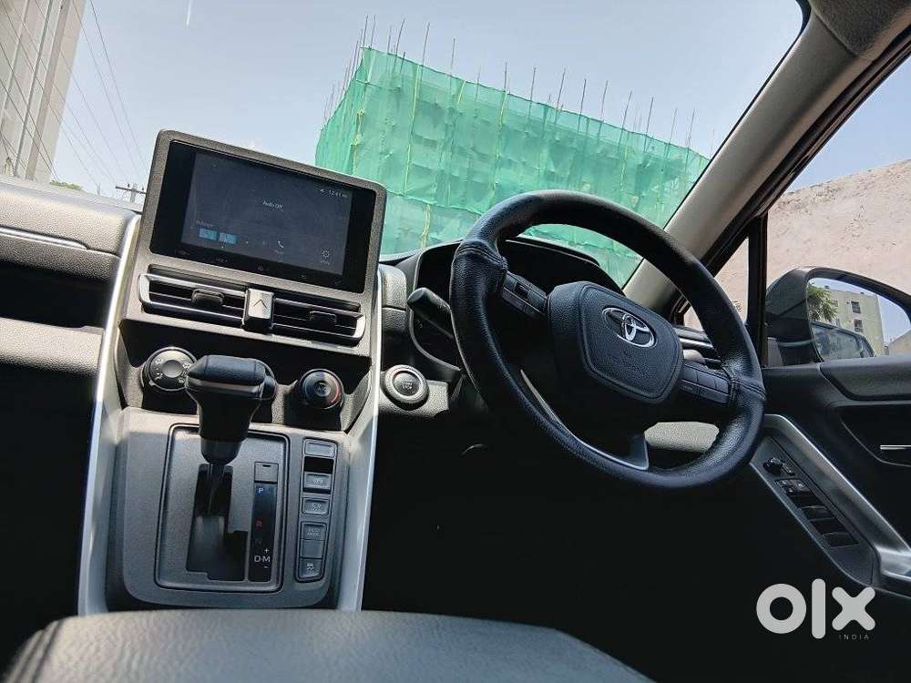 Toyota Innova Hycross 2.0 Gx 8 Str, 2024, Petrol