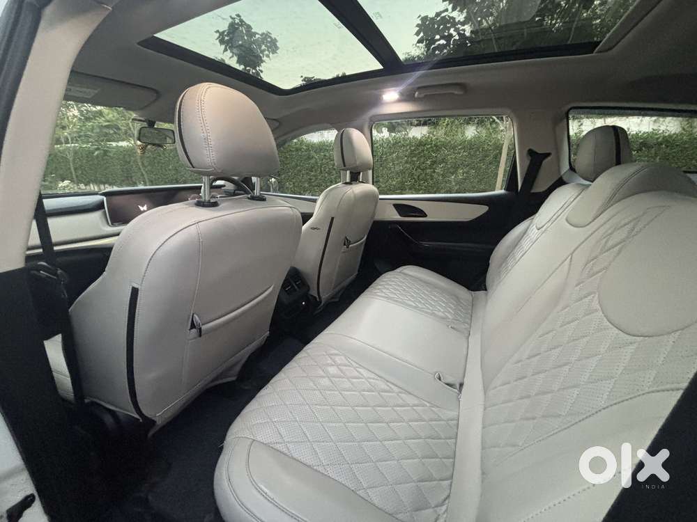 Mahindra Xuv700 2.2 Ax 5 Diesel Mt Str, 2022, Diesel