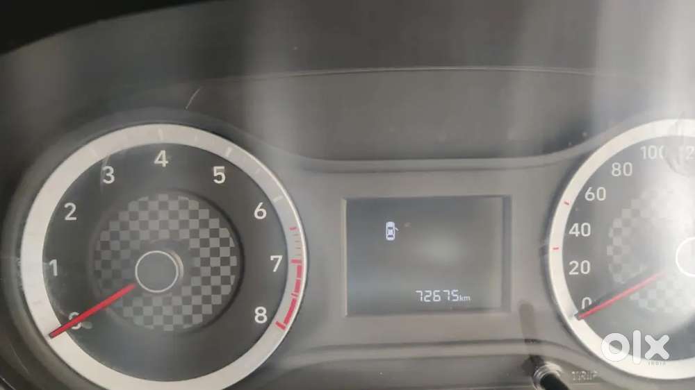Hyundai Aura 1.2 S 2023 Petrol+cng Manual Milege 31kms /liter