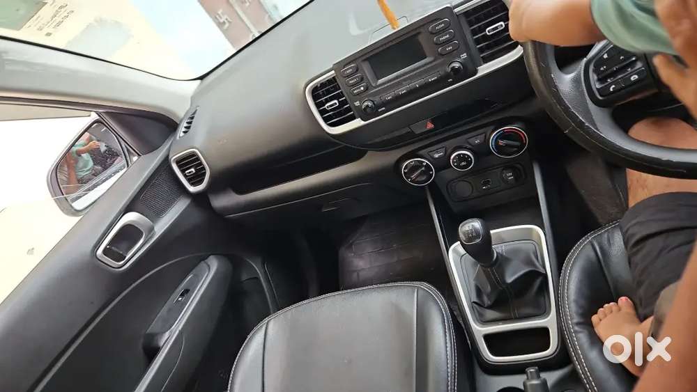 Hyundai Venue 1.2 S 2021 Manual