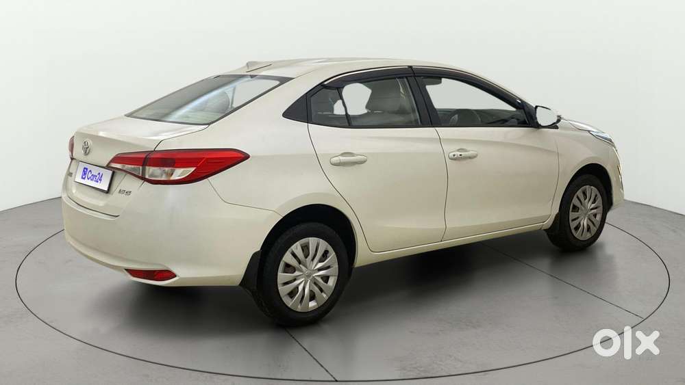 Toyota Yaris G Cvt, 2018, Petrol