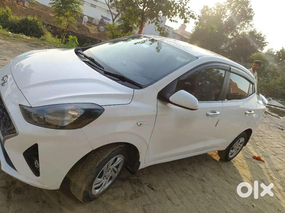 Hyundai Aura 2021 Variant
