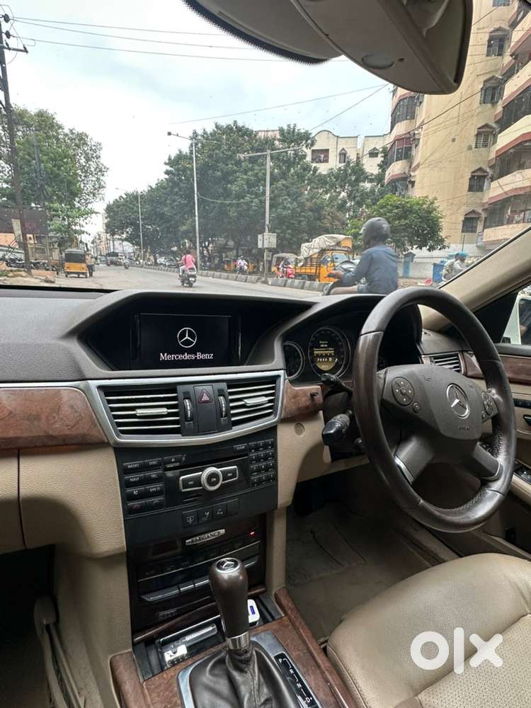 Mercedes-benz E-class 2012