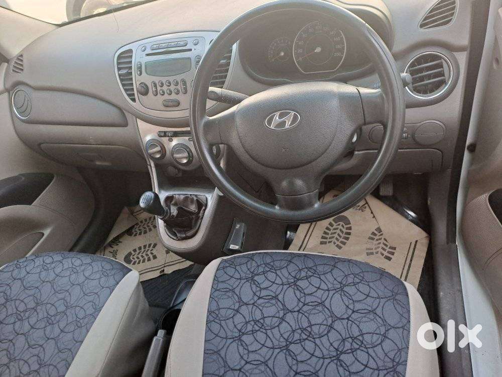 Hyundai I10 Sportz, 2012, Petrol