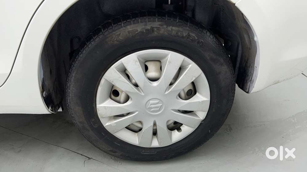 Maruti Suzuki Swift Dzire 1.2 Lxi, 2015, Petrol