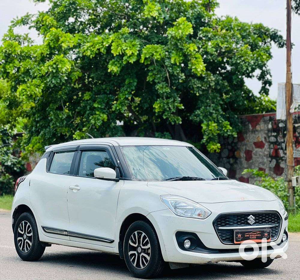 Maruti Suzuki Swift Vxi + Manual, 2021, Petrol
