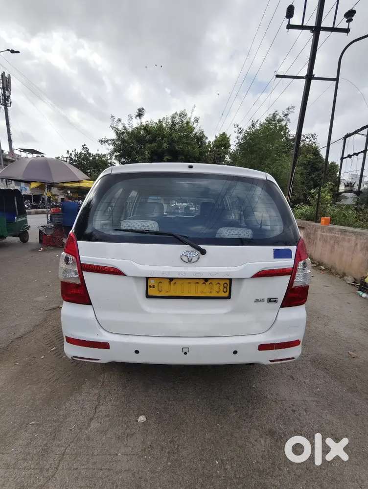 Toyota Innova 2.5 G 2015
