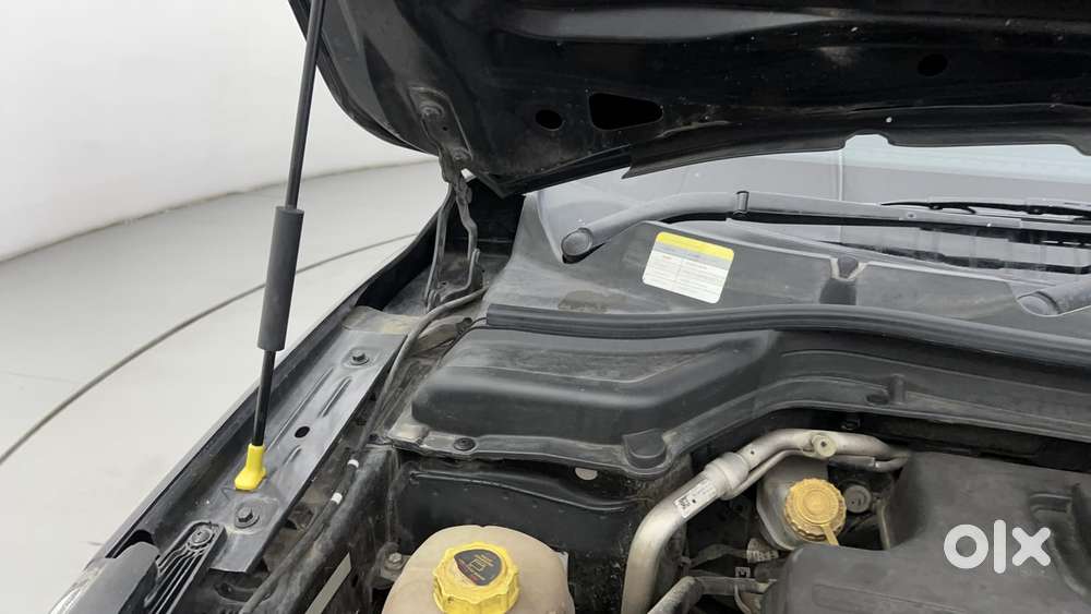 Mahindra Xuv300 W4 Diesel, 2023, Diesel