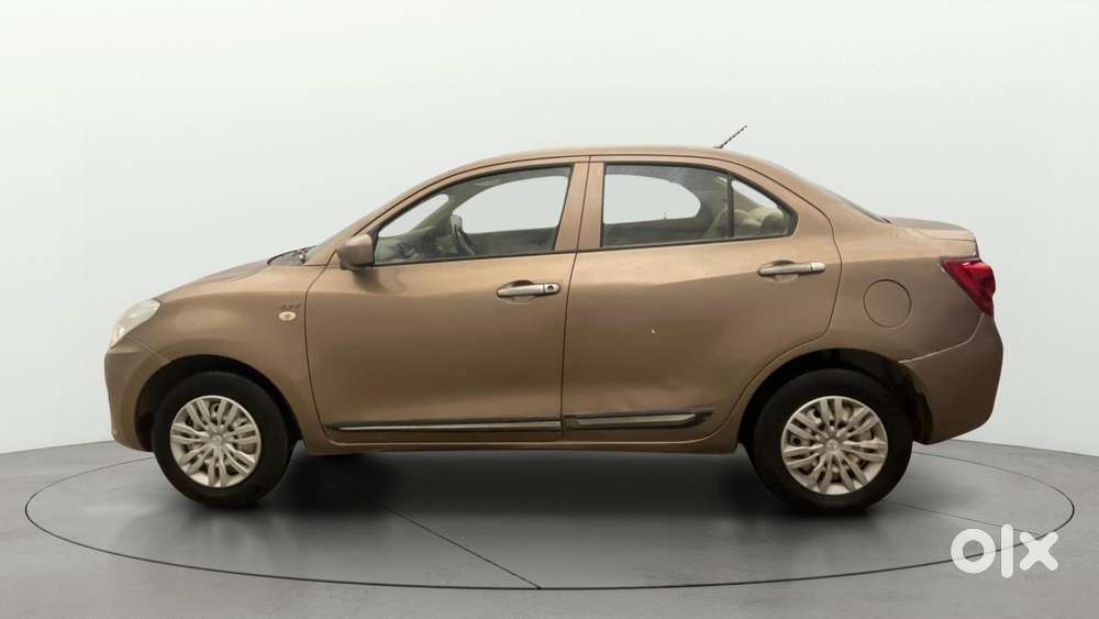 Maruti Suzuki Swift Dzire 1.2 Lxi Bsiv, 2018, Cng & Hybrids