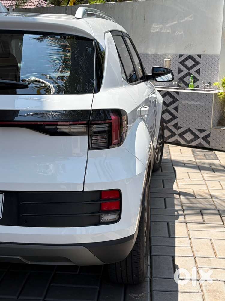 Hyundai Venue Diesel Manual 2024