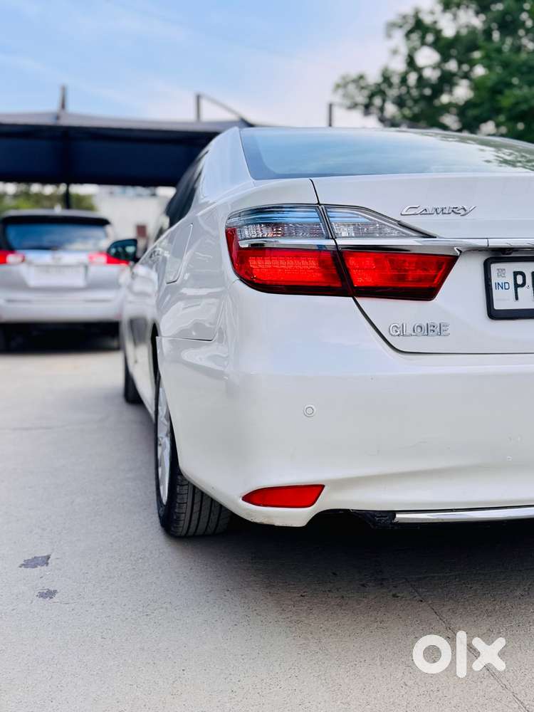 Next To Showroom Car