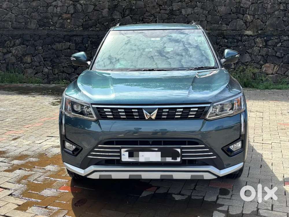 Mahindra Xuv300 2023 Under Company Warranty