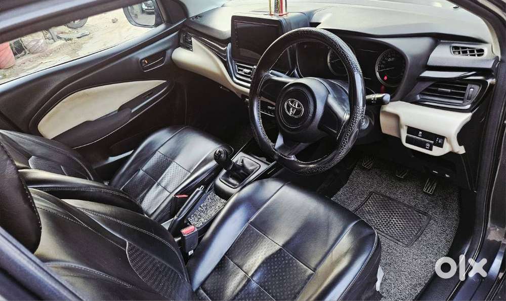 Toyota Glanza 1.2 E, 2023, Petrol