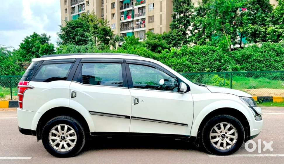 Mahindra Xuv500 W10 2wd, 2017