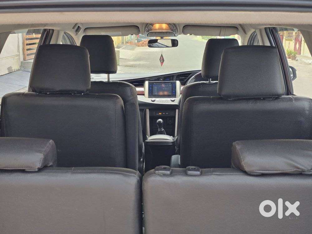Toyota Innova Crysta 2.4 V, 2017, Diesel